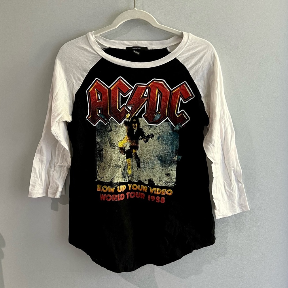 AC/DC graphic tee long sleeve from forever 21 size medium